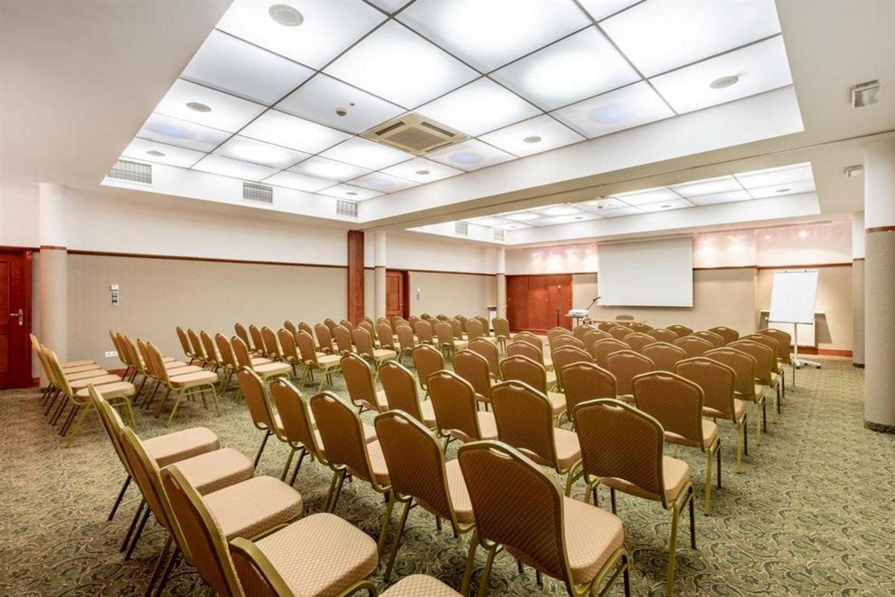 Hotel Hetman Warsaw Ngoại thất bức ảnh