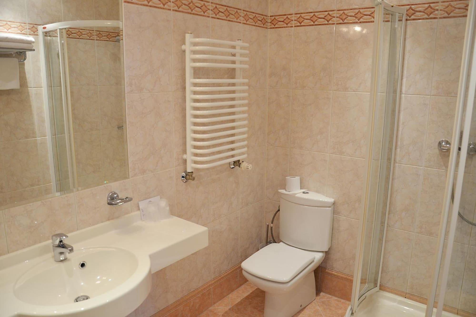 Hotel Hetman Warsaw Ngoại thất bức ảnh
