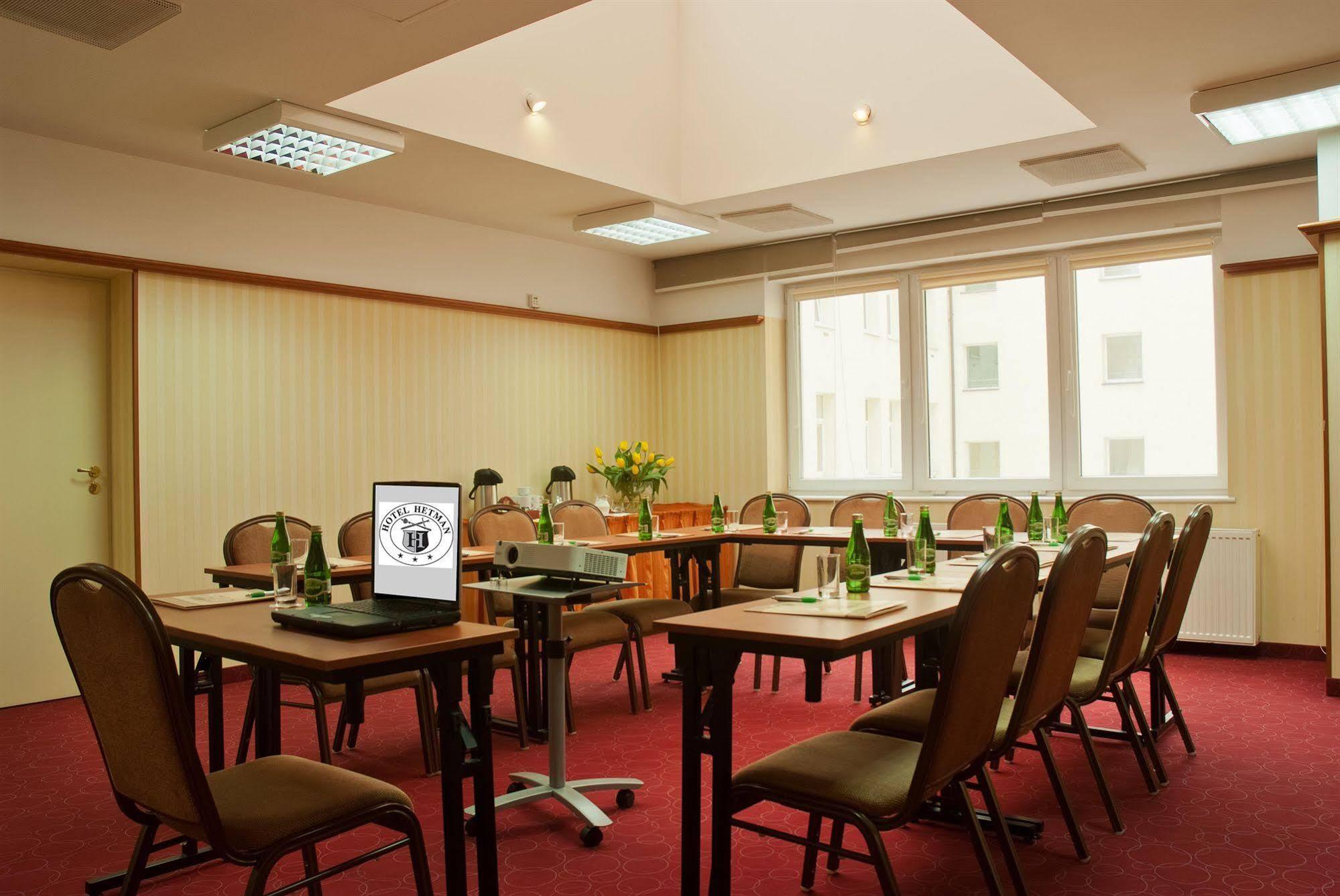 Hotel Hetman Warsaw Ngoại thất bức ảnh