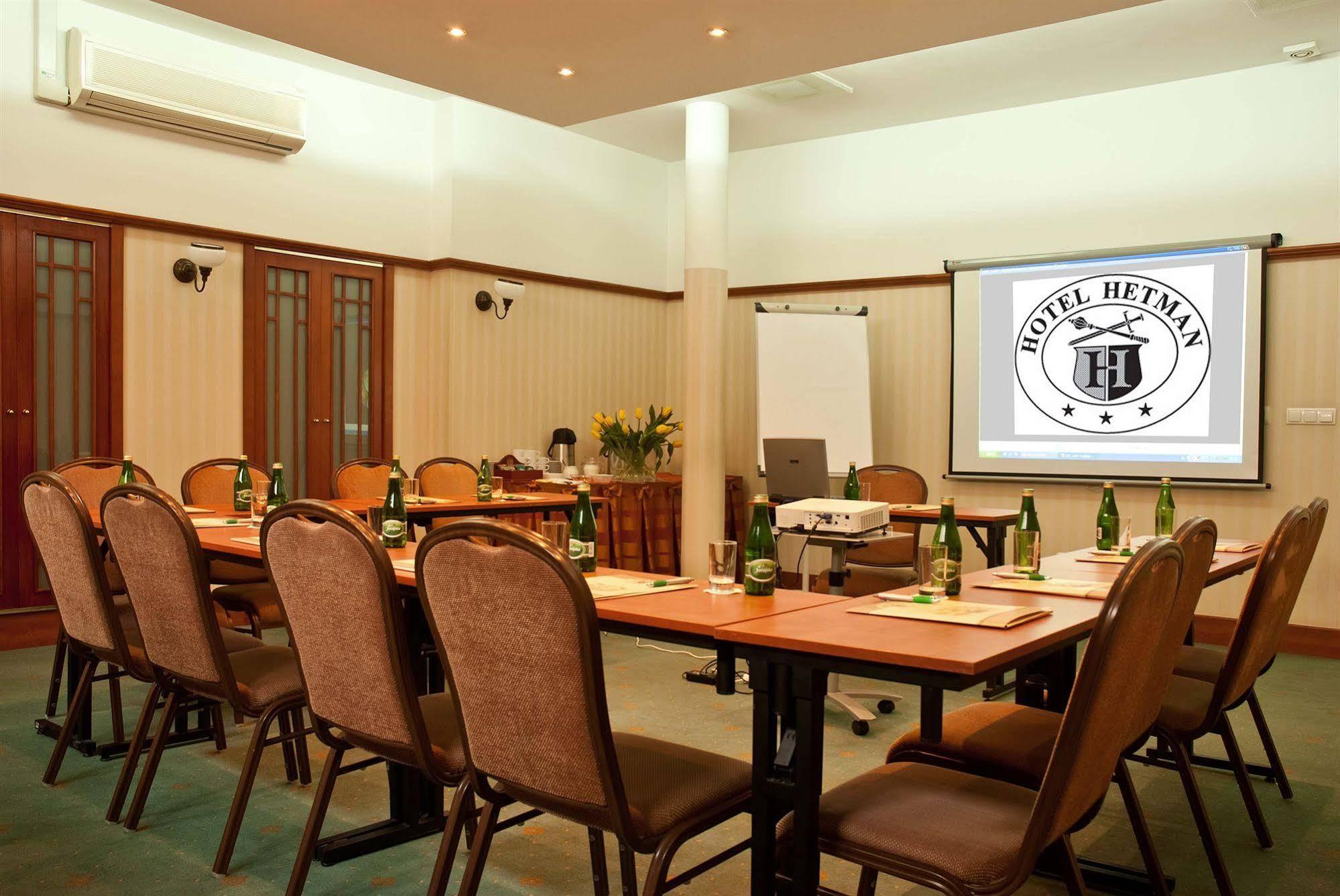 Hotel Hetman Warsaw Ngoại thất bức ảnh